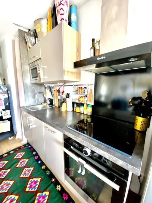 Cosy - Balcon - Parking Gratuit - 10min Centre Appartement Cenon
